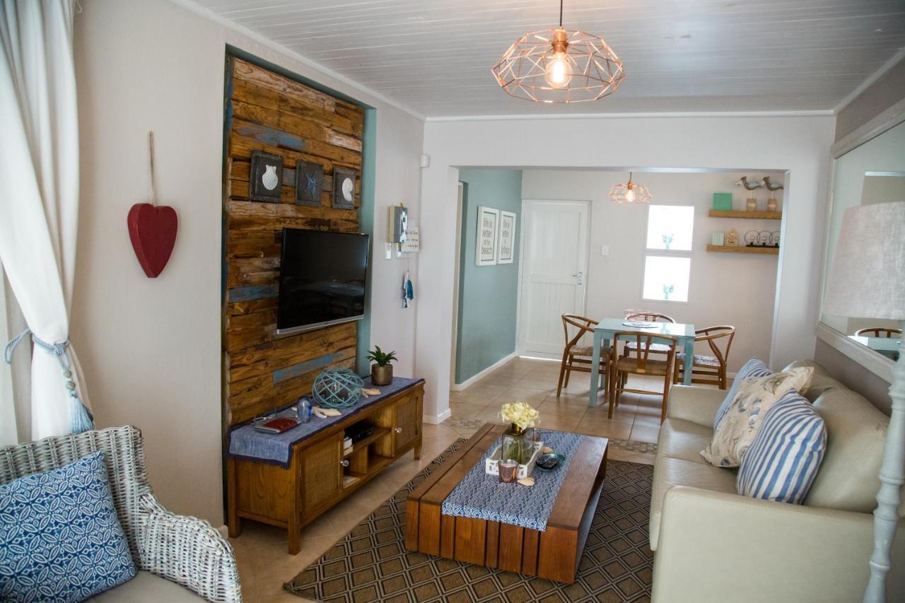 Mylas Cottage Swakopmund Exteriör bild